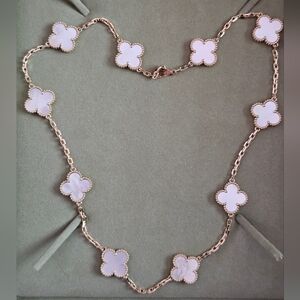 Van Cleef Arpels Alhambra Vintage 10 Motif 18k Gold Mother of Pearl Necklace New